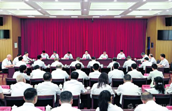 陈小江