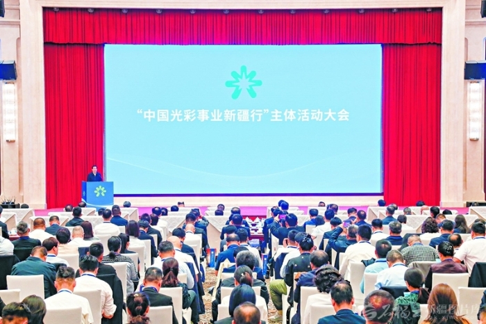 陈小江