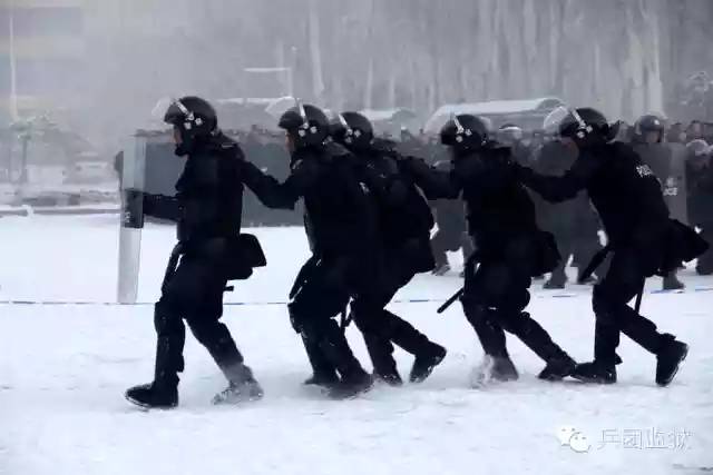 新疆兵团监狱系统公务员岗前培训工资是多少-